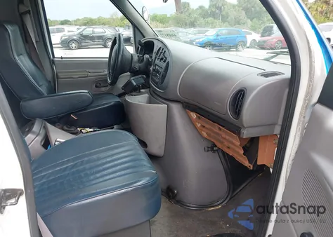 2008 Ford E-350 Super Duty Commercial/Recreational из США, поврежденный, VIN 1FT2S34L08DA63936